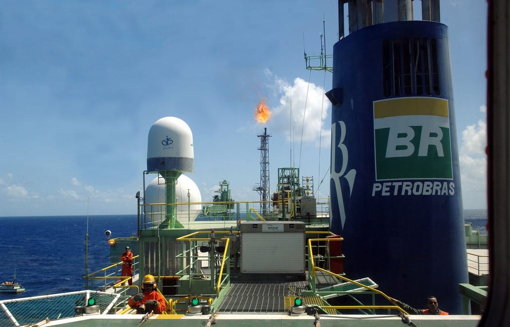 Gargalos na expansão do gás natural no Brasil. Na imagem, FPSO Cidade de Angra dos Reis (Foto: Petrobras)