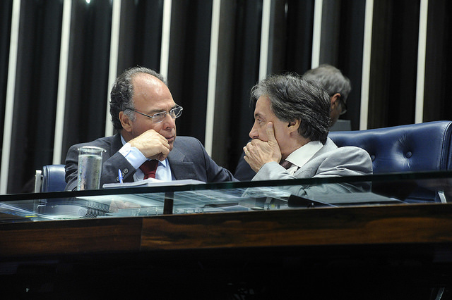 Os senadores Fernando Bezerra Coelho (MDB-PE) e Eunício Oliveira (MDB-CE). Foto: Geraldo Magela/Agência Senado