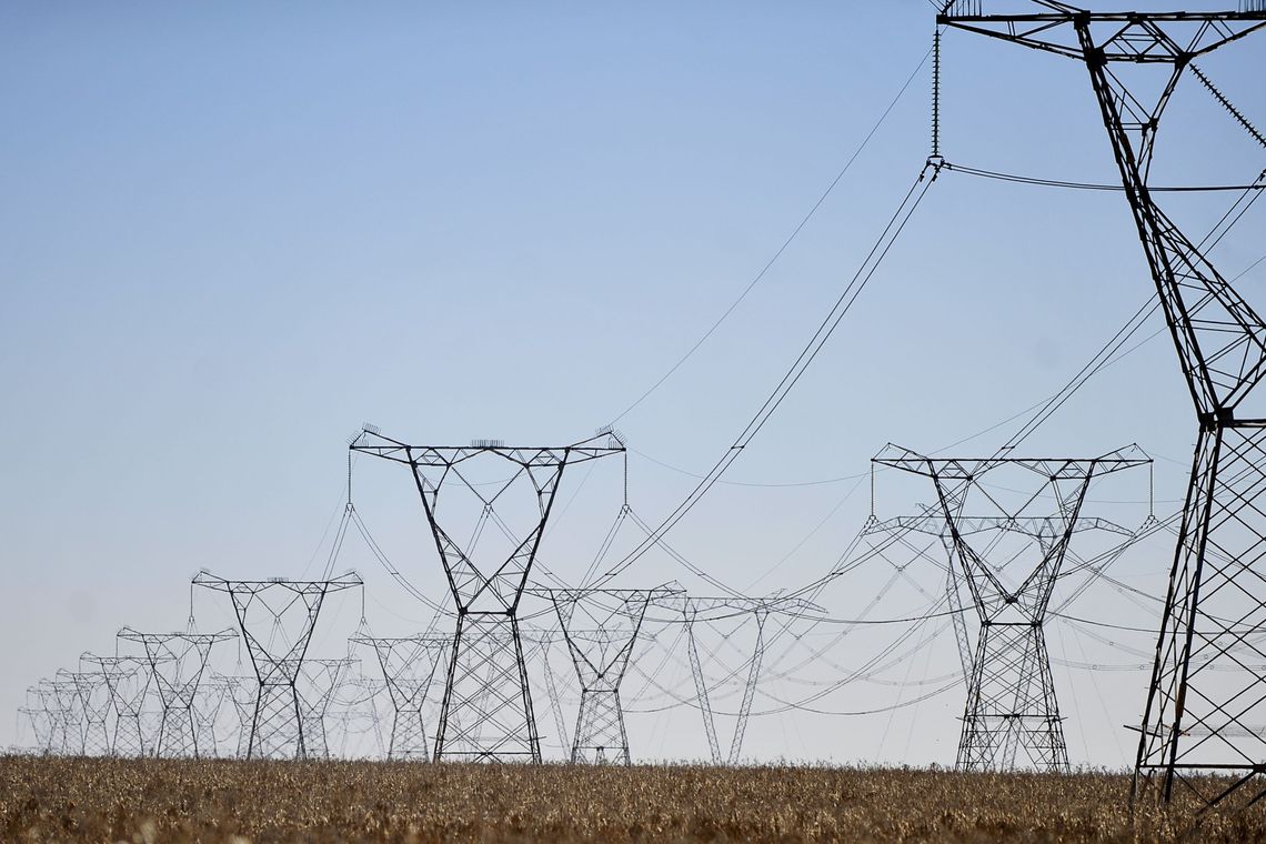 Linhas de transmissão de energia elétrica (Foto: Agência Brasil)