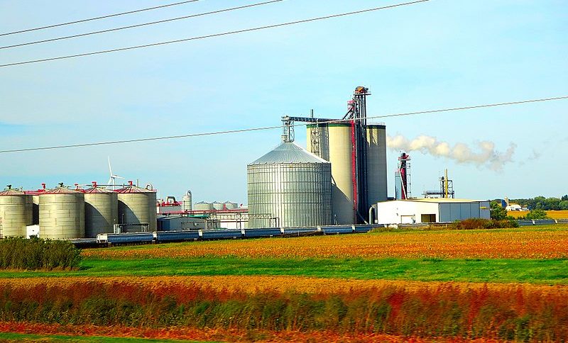 Efeitos da covid-19 no setor de etanol no Brasil e nos Estados Unidos. Na imagem: planta de etanol nos EUA (Foto: Planta de etanol UWGP/Divulgação)