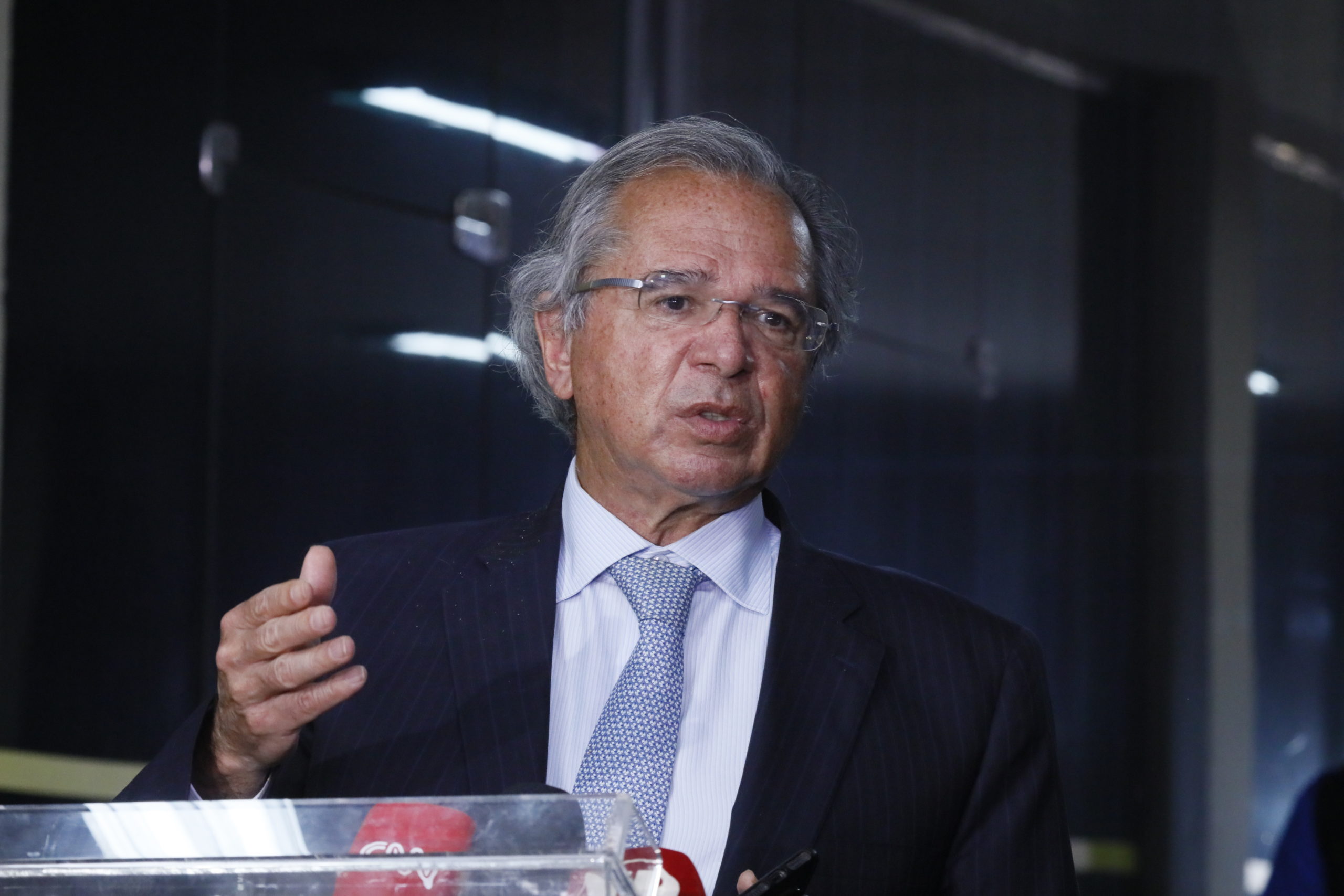 Paulo Guedes fala sobre demissão de secretários e privatização da PPSA