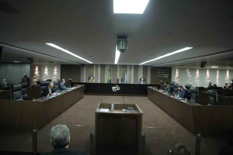 Sessão plenária no Tribunal de Contas da União. Foto: Corteisa
