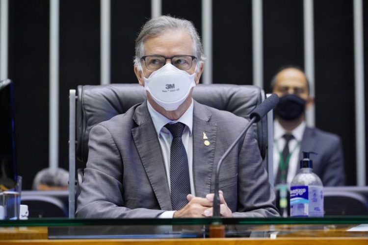 Deputado Joaquim Passarinho em sessão na Câmara dos Deputados. Foto por Pablo Valadares, Câmara dos Deputados