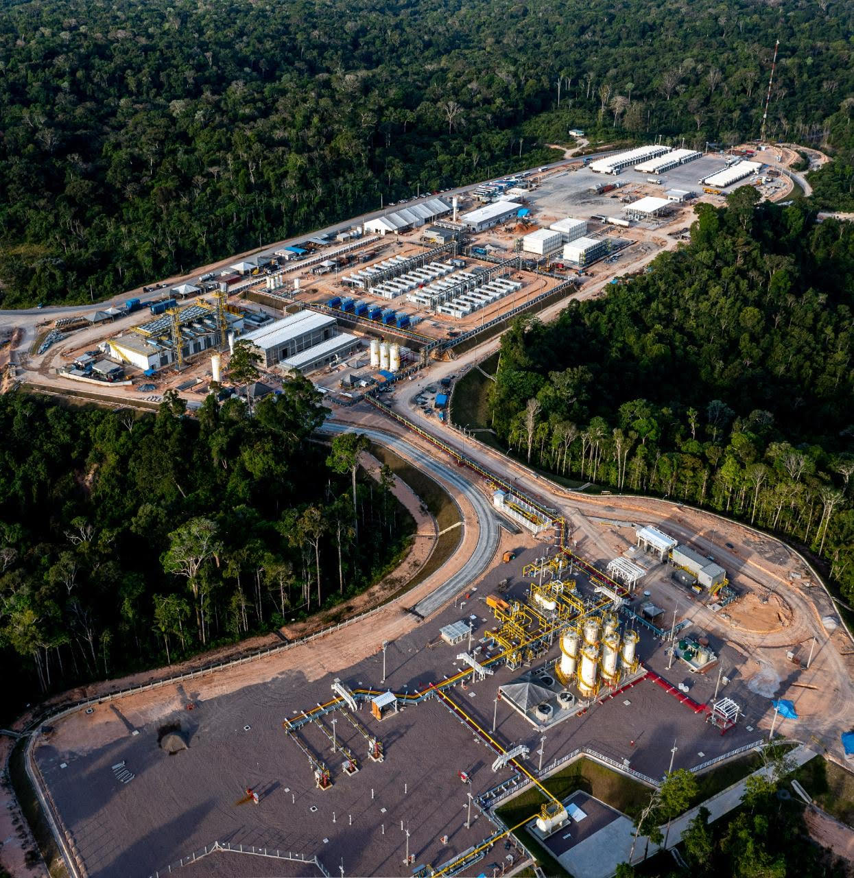 UTE Jaguatirica II, com capacidade instalada de 140,834 MW, é movida a gás natural do campo de Azulão (operado pela Eneva), na Bacia do Amazonas (Foto: Cortesia)