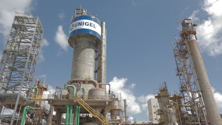 Unigel assina contratos de compra de gás natural com Petrobras e Shell para suprimento das fábricas de fertilizantes a partir de 2022. Na imagem: Fábrica de fertilizantes arrendada pela Unigel em Camaçari, na Bahia (Foto: Divulgação Unigel)