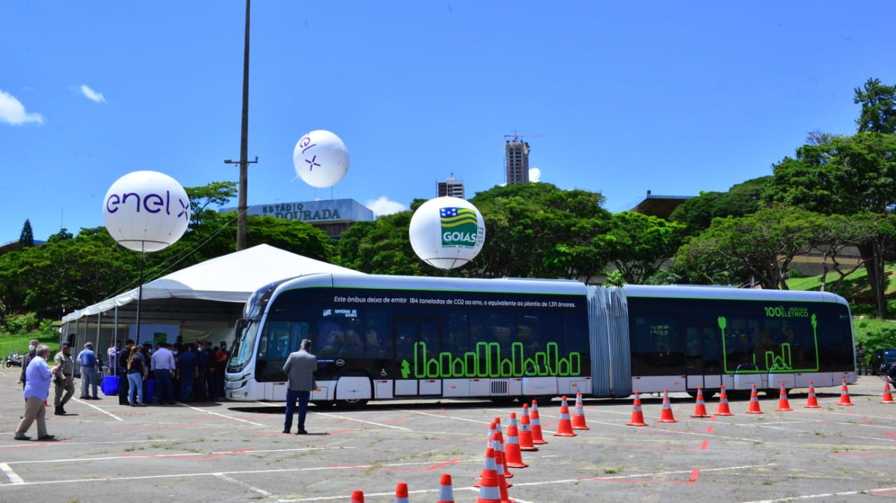 Goiás e Enel X testam articulado 100% elétrico no transporte coletivo