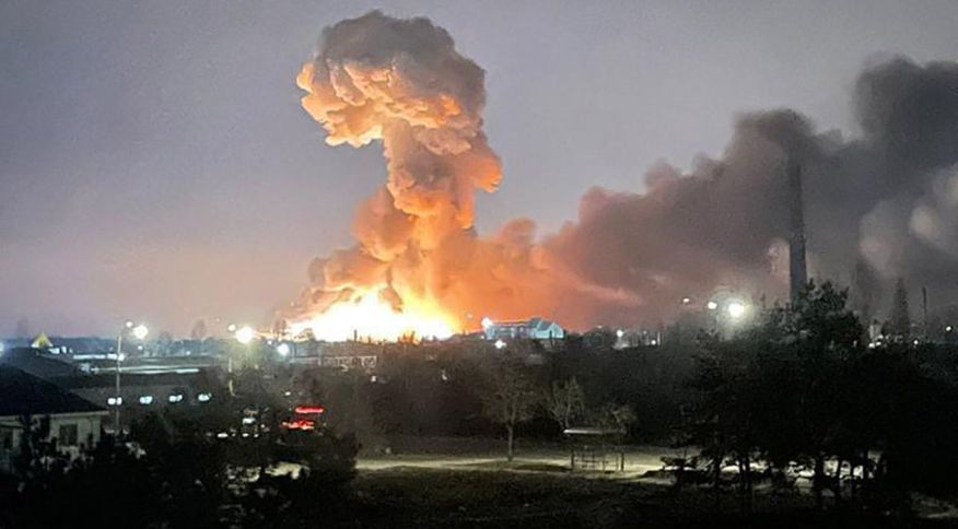 Imagens de explosão na capital Kiev, cedidas pelo gabinete presidencial do país e reproduzidas pela CNN