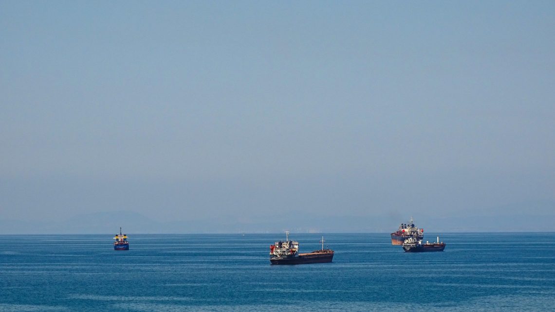 Transporte marítimo tem novos acordos para descarbonizar e criar mercado de carbono azul