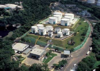 Parecer do Cade aprova venda da Reman [na foto], em Manaus (AM) para grupo Atem (Foto: Juarez Cavalcanti/Agência Petrobras)