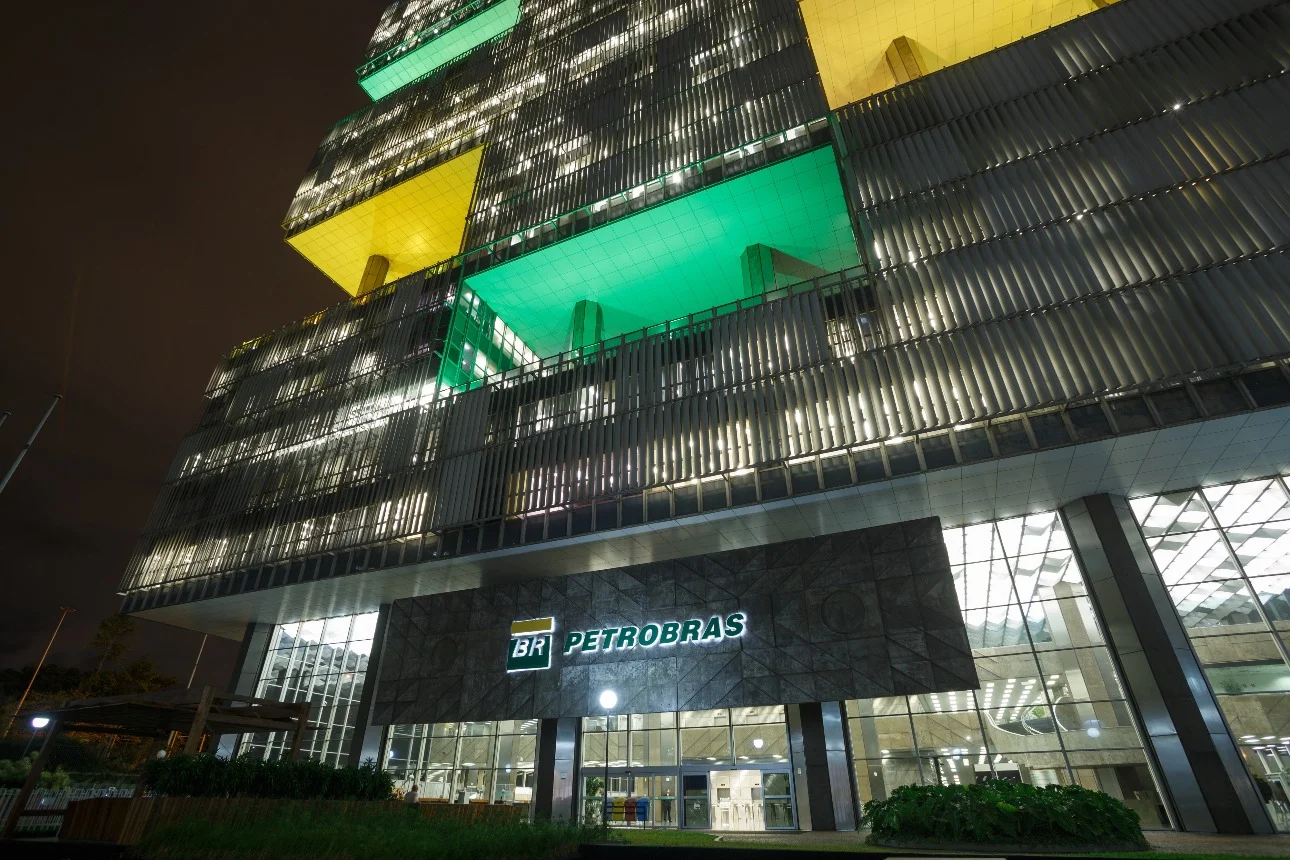 Edifício sede da Petrobras, no Rio de Janeiro. Lucro da Petrobras entra em debate na corrida presidencial