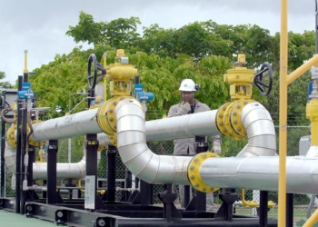 Naturgy aceita proposta da Justiça e espera desfecho sobre preço do gás. Na imagem, gasoduto de distribuição de gás canalizado