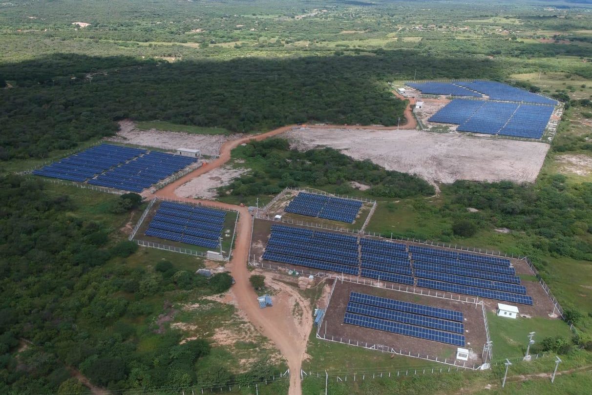 Elétron Energy e Kroma iniciam construção de complexo solar no sertão de Pernambuco. Na imagem, parque solar da Elétron Energy em Carnaiba, em Pernambuco (Foto: Rafael Medeiros/Elétron Energy)