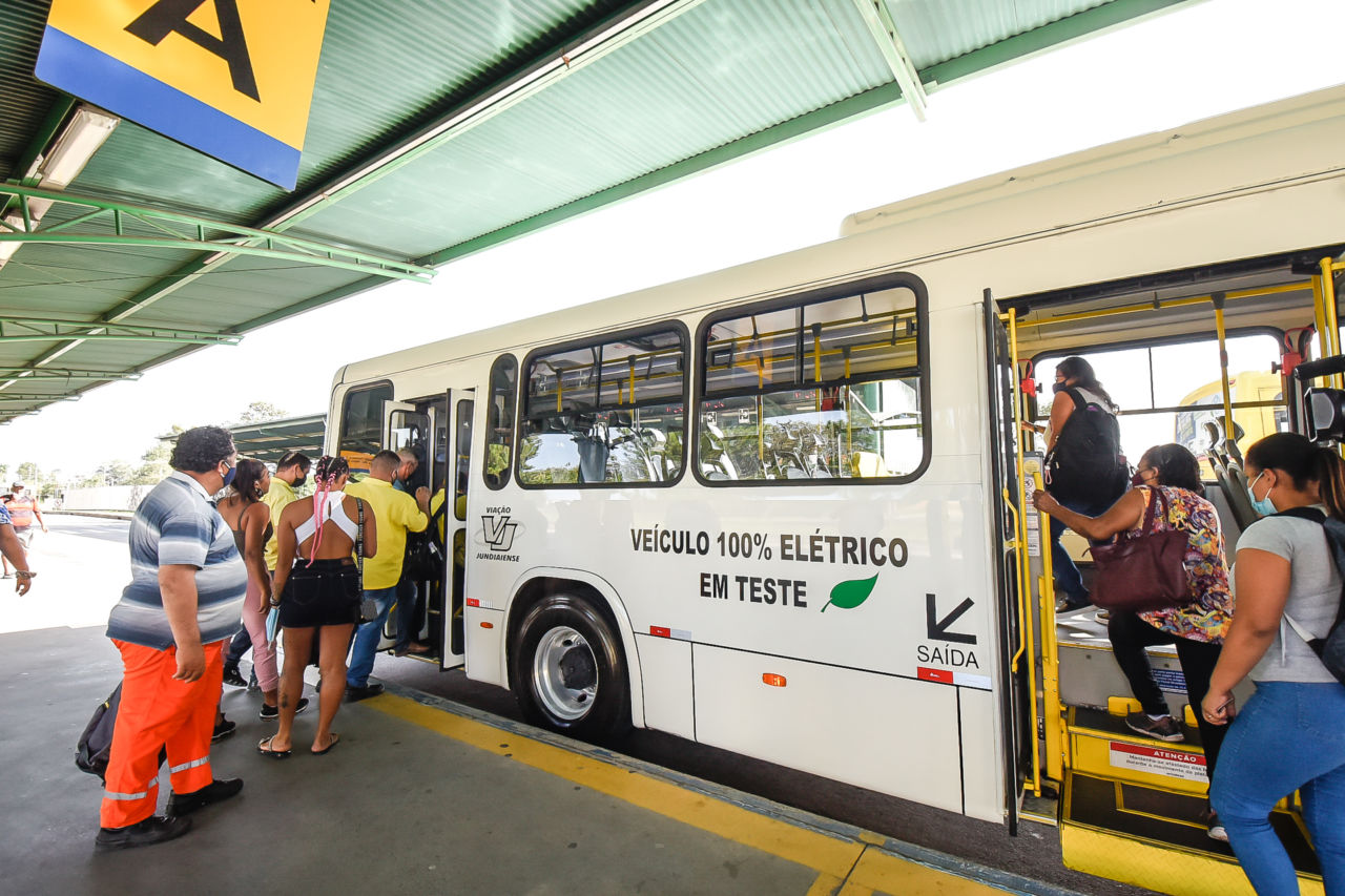 Crise no transporte público ameaça transição justa no Brasil. Ônibus totalmente elétrico em teste na cidade de Jundiaí (SP) (Foto: Prefeitura de Jundiaí)