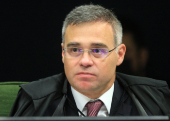 Mendonça, do STF, exige ação imediata da ANP e do Cade sobre preços da Petrobras. Na imagem, ministro André Mendonça, do STF (Foto: Nelson Jr./STF)