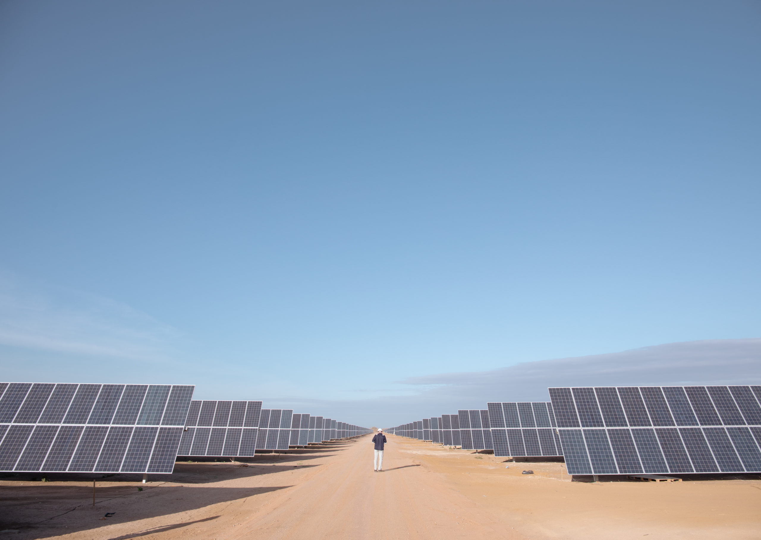 Com investimento estimado em cerca de US$ 430 milhões, Mendubim é o segundo projeto solar de grande escala da Equinor no Brasil. Na imagem: Usina solar Apodi (162 MW) em operação desde 2018 no Ceará (Foto: Ole Jørgen Bratland/Equinor)
