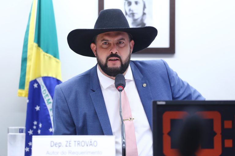 Deputado federal Zé Trovão (PL-SC) audiência pública promovida pela Comissão de Viação e Transportes da Câmara dos Deputados