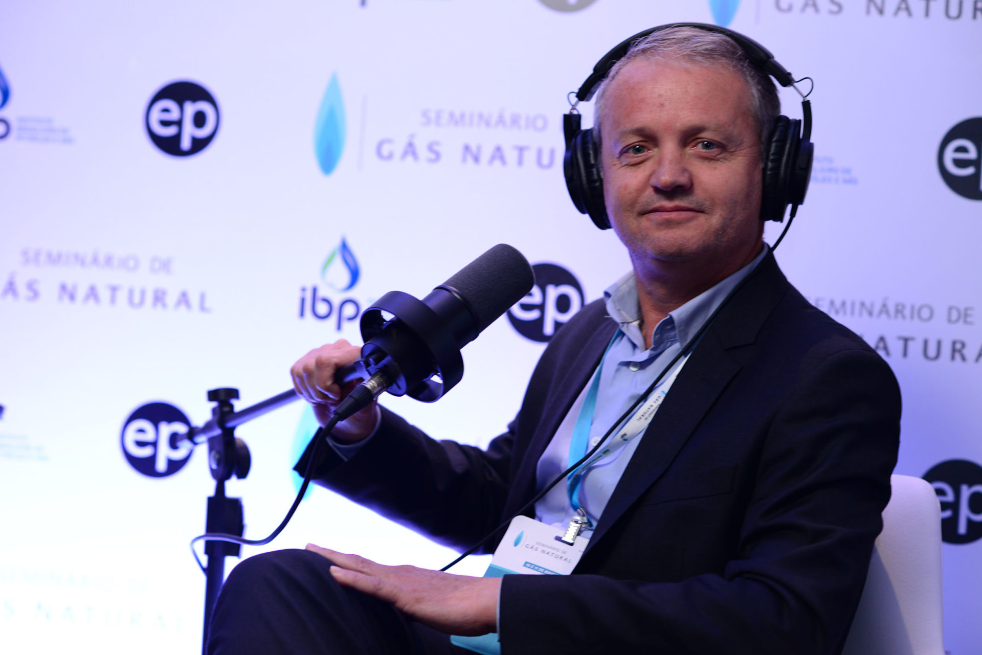 Emmanuel Delfosse em entrevista no estúdio epbr durante o Seminário de Gás Natural do IBP, em maio de 2023 (Foto: Steferson Faria/epbr)