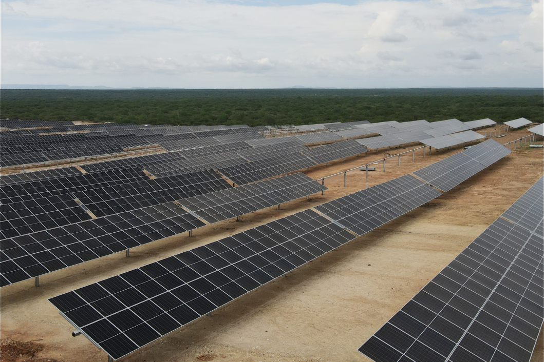 Eneva recebe autorização para iniciar operação comercial do Complexo Solar Futura 1. Na imagem: Complexo Solar Futura 1, operado pela Eneva com capacidade de 837 MWp, em Juazeiro, na Bahia (Foto: Divulgação)
