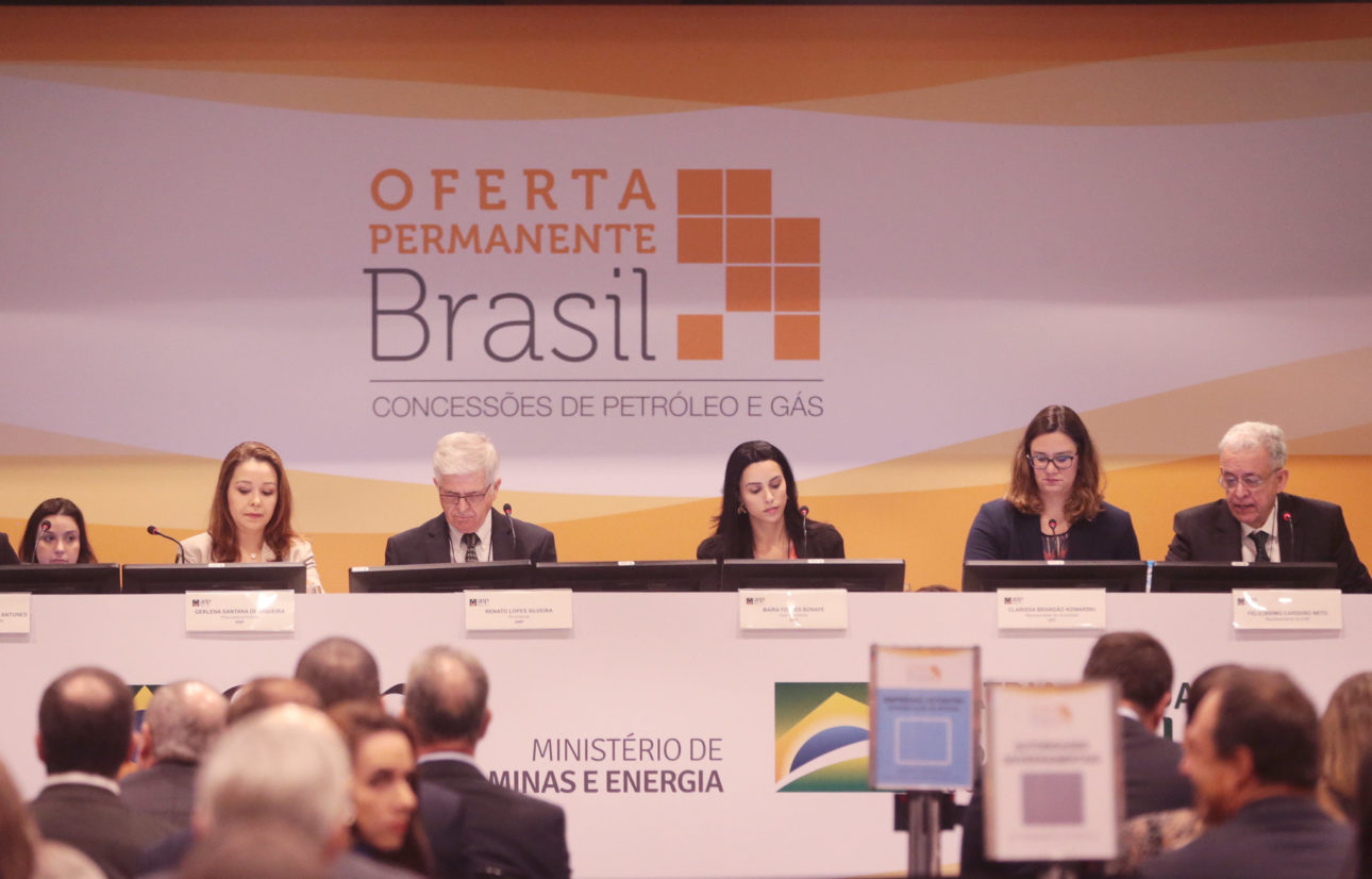 ANP abre novos ciclos para Oferta Permanente de concessão e partilha de petróleo do pré-sal brasileiro. Na imagem: Leilão da ANP da oferta permanente de áreas de exploração