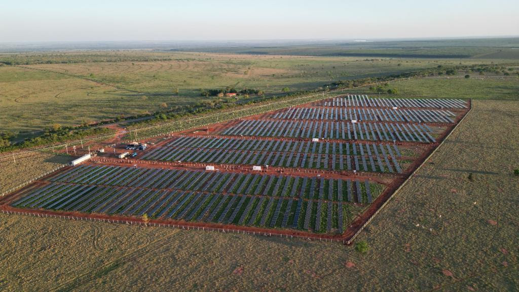 Vista aérea da fazenda solar da Delta Energia, em Três Lagoas, Mato Grosso do Sul (Foto: Divulgação)