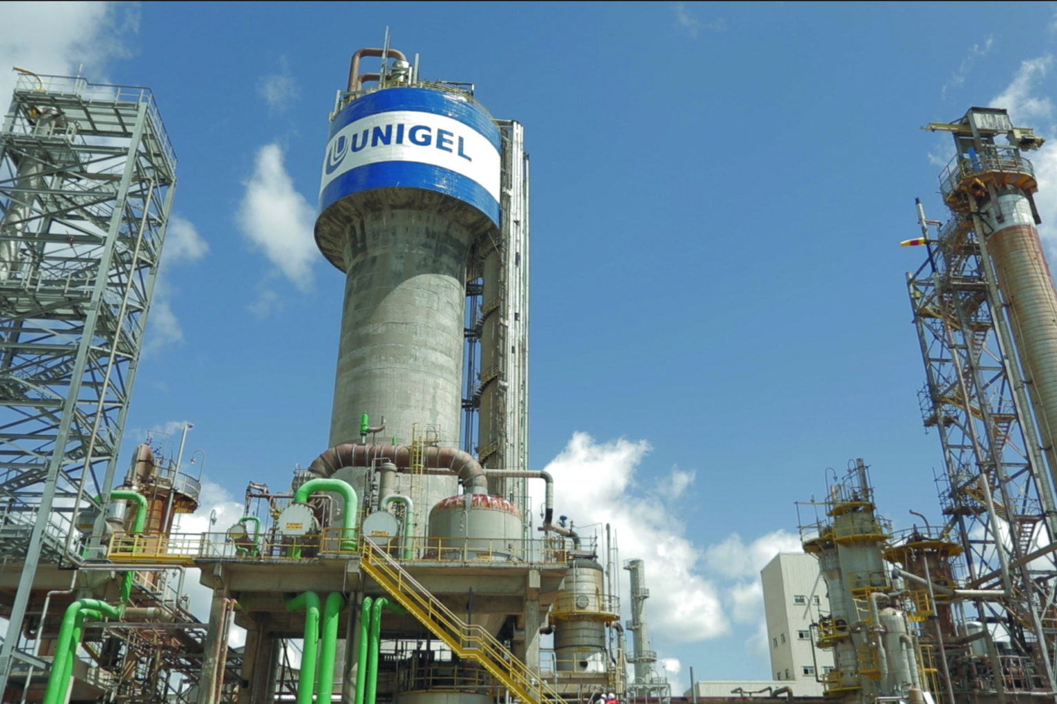 Unigel comunica ao sindicato Sindiquímica paralisação de fábrica de fertilizantes na Bahia e demissão de 384 funcionários. Na imagem: Fábrica de fertilizantes arrendada pela Unigel em Camaçari, na Bahia (Foto: Divulgação Unigel)