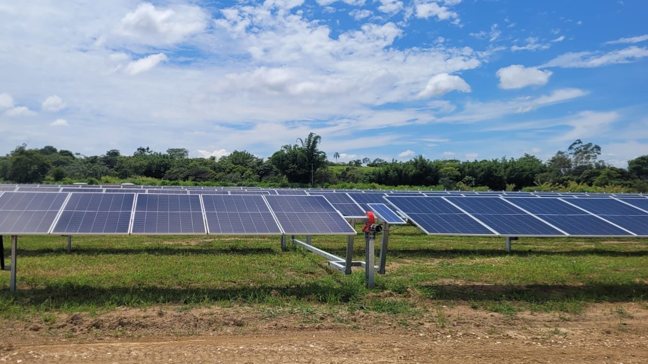 EDP inaugura complexo solar de geração distribuída Tremembé para fornecer energia por assinatura a pequenas e médias empresas no Vale do Paraíba, SP. Na imagem: (Foto: Divulgação)