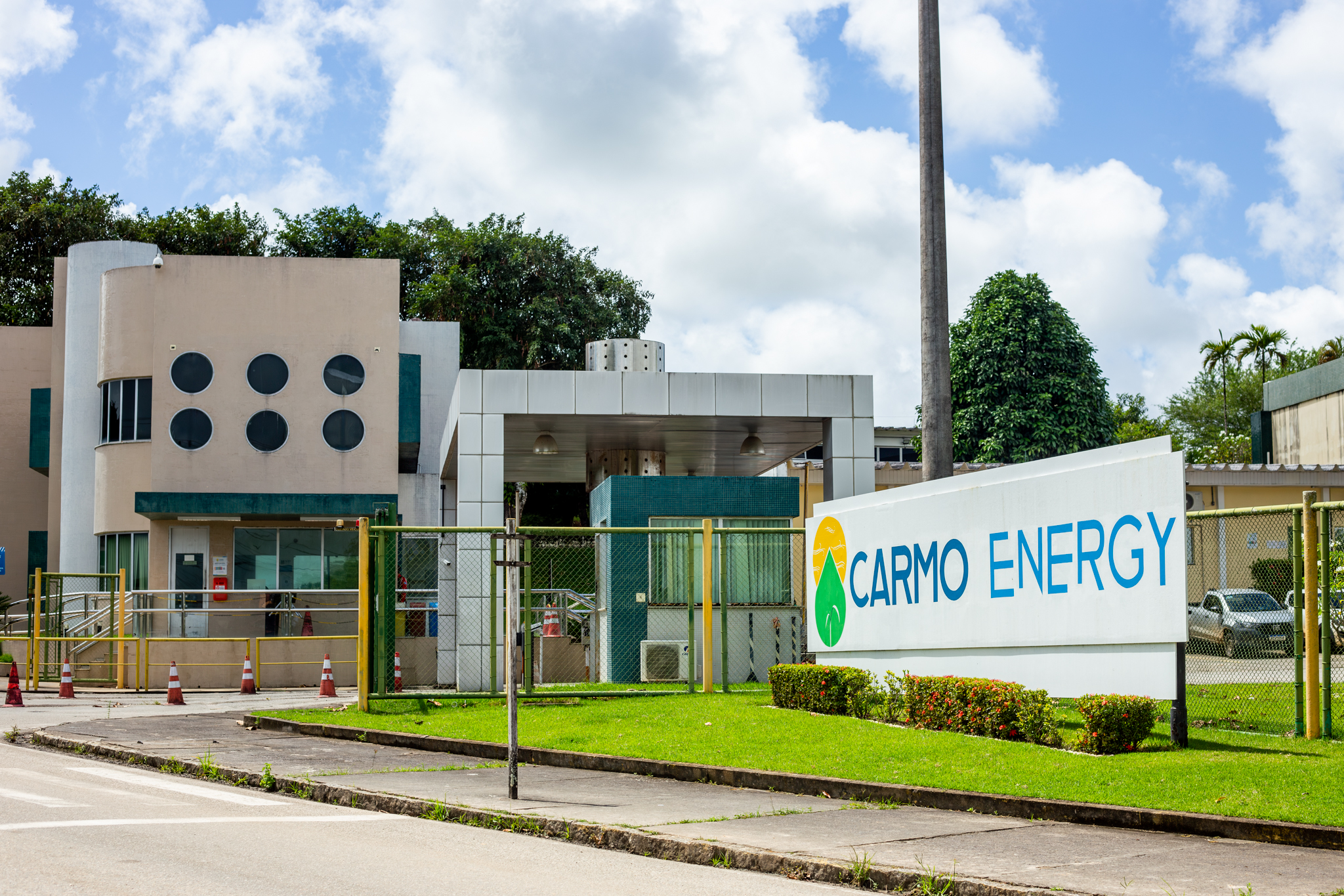 Carmo Energy (do Grupo Cobra) conclui aquisição do campo de Carmópolis com a quitação dos US$ 298 milhões restantes para a Petrobras. Na imagem: Sede da Carmo Energy em Sergipe (Foto: Governo de Sergipe)