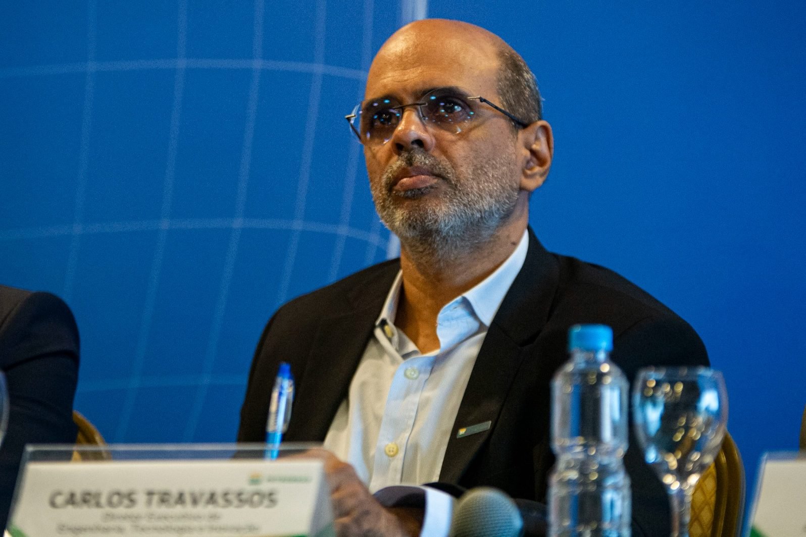 Carlos Travassos, diretor executivo de Engenharia, Tecnologia e Inovação da Petrobras, durante coletiva de imprensa do Plano Estratégico 2024-28, em 24/11/2023 (Foto: Agência Petrobras)